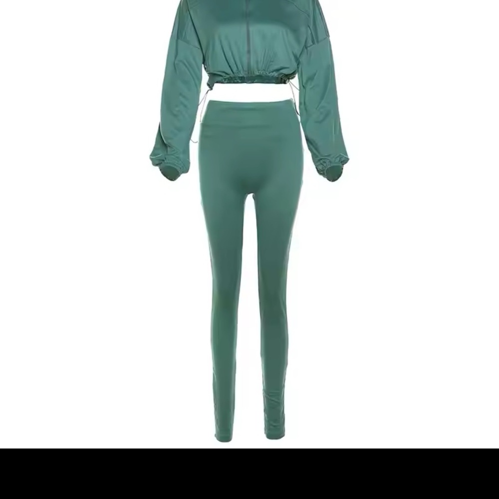 Two piece sets. - Picture 3 of 4
